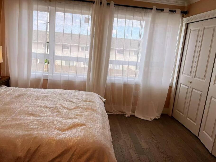 Brand New Luxury 2-Bedroom Townhouse. Duncan Exterior foto